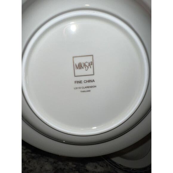 Mikasa Clarendon Rimmed Soup Bowls L3110 Set of 2 Gold Edge Fine China 8.5" Vtg - Picture 5 of 8